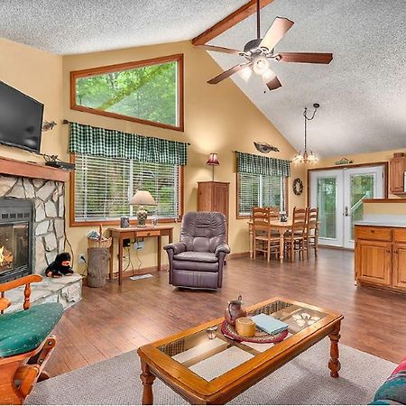 Villa Smoky Mountain Treehouse Maggie Valley Exterior foto
